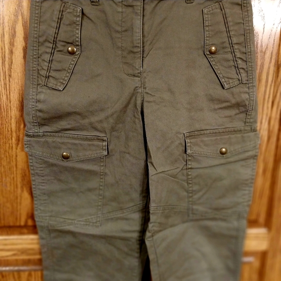 J.Crew Women's Size 4 Cropped Cargo Utility Pants‎ Olive Green Multi Pocketed - Picture 4 of 14